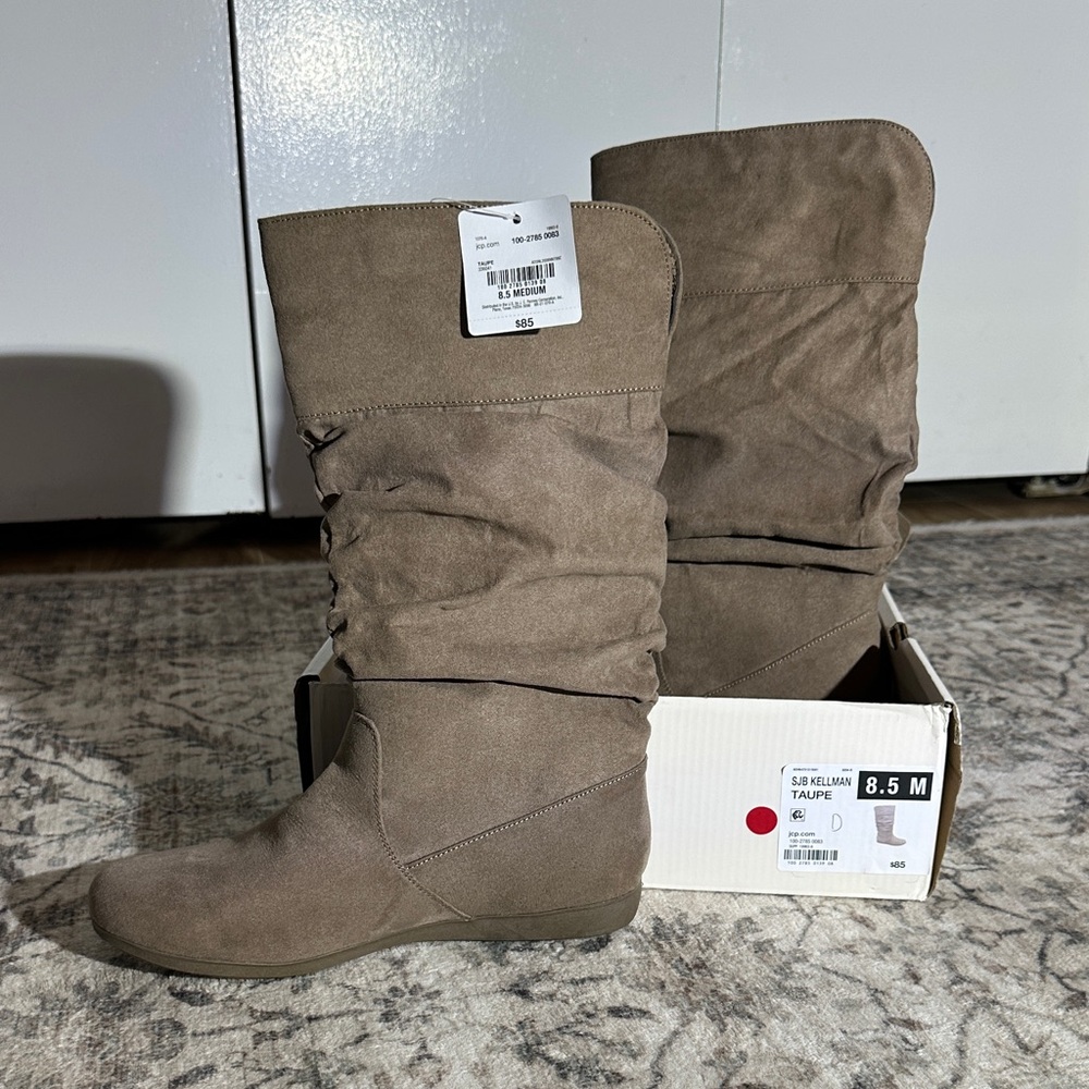 Stylish Brown Slouchy Boots